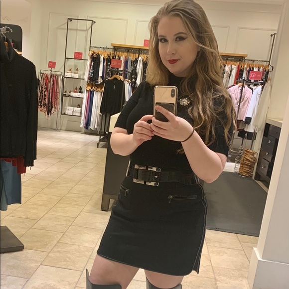 Meet Your Posher, Lauren! - Picture 3 of 6